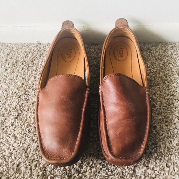 ugg mens driving shoes